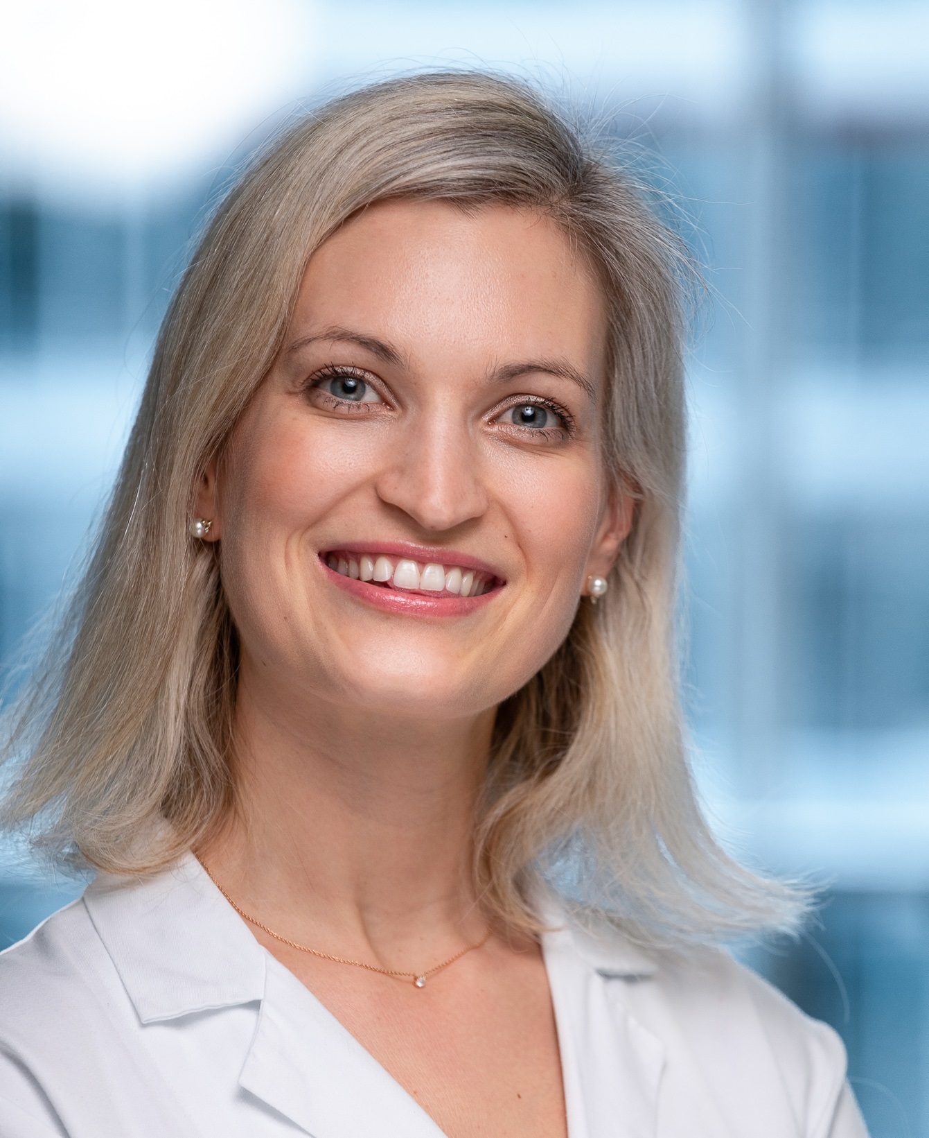 Portrait of Guest Editor Iris  Holzer 