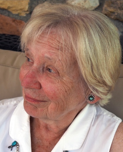 Portrait of Guest Editor Theresa L. Whiteside