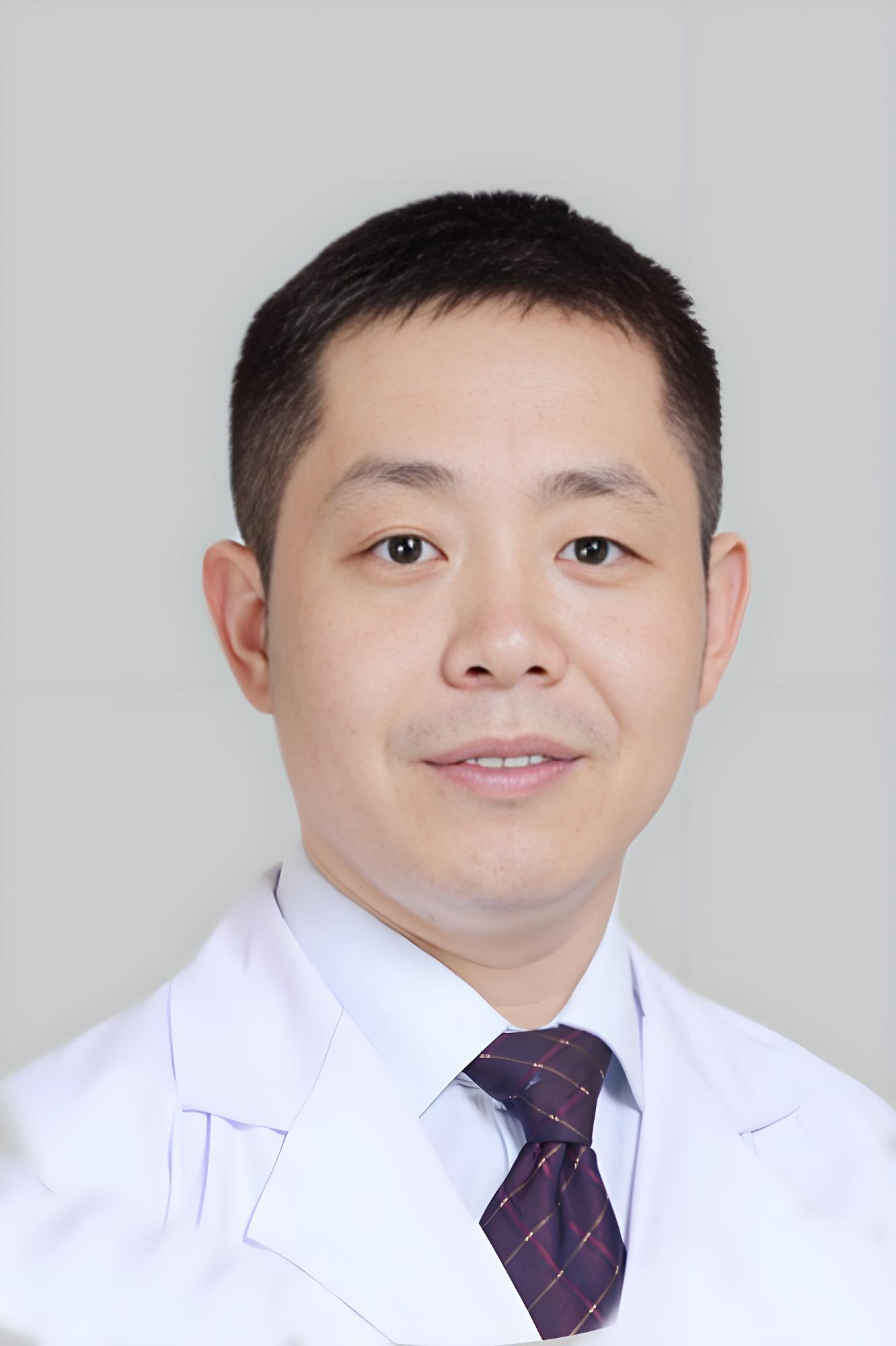 Portrait of Editorial Board member Zhong  Wu 