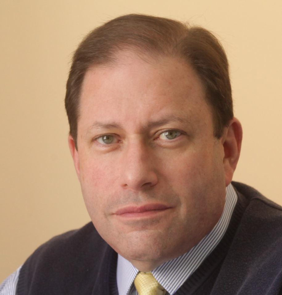 Portrait of Editorial Board member Lee P.  Shulman 